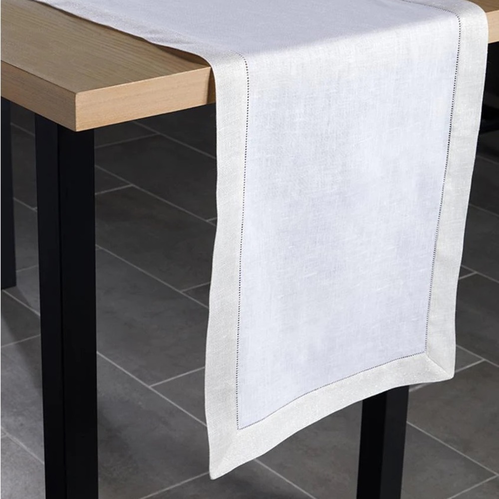Sferra Filetto Table Runner